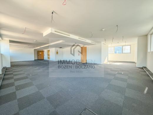 Gewerbe mieten Bozen gross 0u1x5g25ivc7