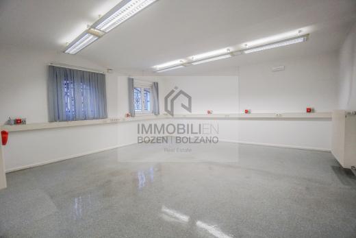 Gewerbe mieten Bozen gross paxqtic9sjwc