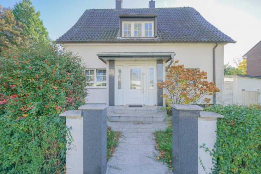 Haus Ratingen gross 2ewx70hzwua5