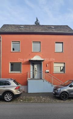 Haus Trier gross pkr35z0cdu5e