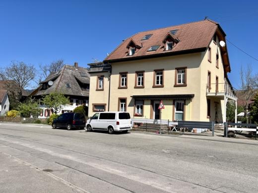 Wohnung kaufen Kirchzarten gross a1b5koz1e89j