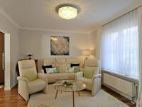 Haus Apolda klein iosp5r0tnieu