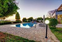 Haus Argaka klein q9wuaetw7yce