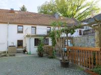 Haus Gröst klein m9eb98rrehgr