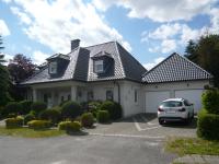 Haus kaufen klein v2z48g5v5t9j