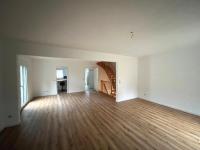 Haus Montabaur klein f7dhujqyxazn