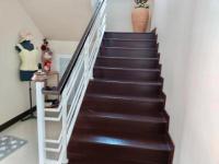 Haus Nakhonratchasima klein z4f89bcwngh1