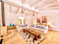 Haus Santanyí klein 3e0q25llcy7u