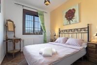 Haus Sayalonga klein bi9wwenieayo