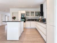 Haus Schrum klein 6irdgy4feh7u