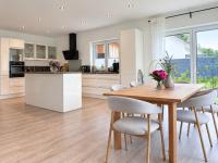 Haus Schrum klein p2c4zg8oj3rx