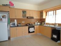 Wohnung kaufen Lapta klein qr28arft5iv1