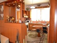 Wohnung kaufen Neapoli klein leerabjd19az