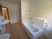 Wohnung mieten Hof klein j3i71lfijf8e