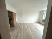 Wohnung mieten Hof klein zutiocy7e90y