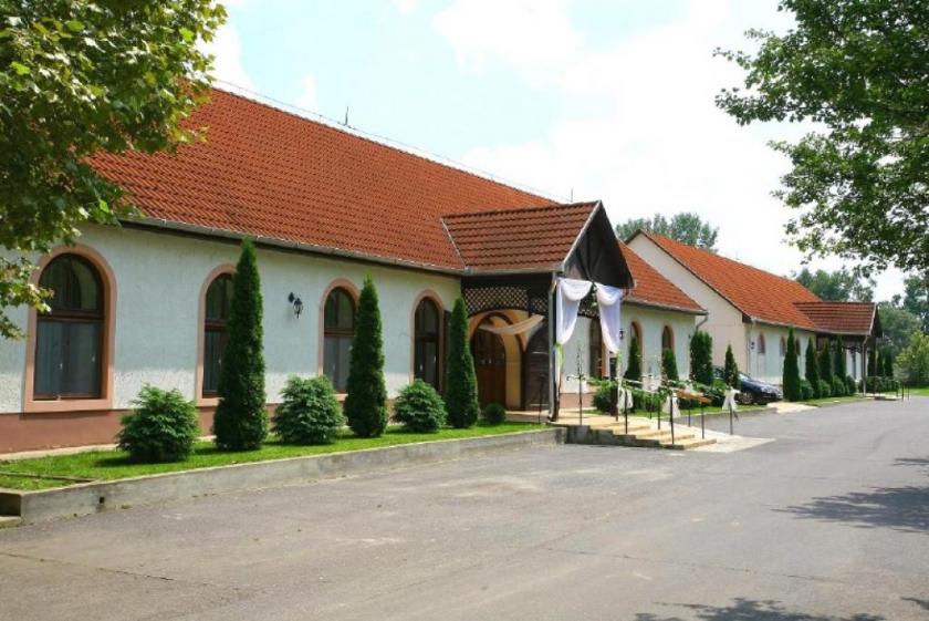 Gewerbe kaufen Nyiradony max twr9dublk7tn