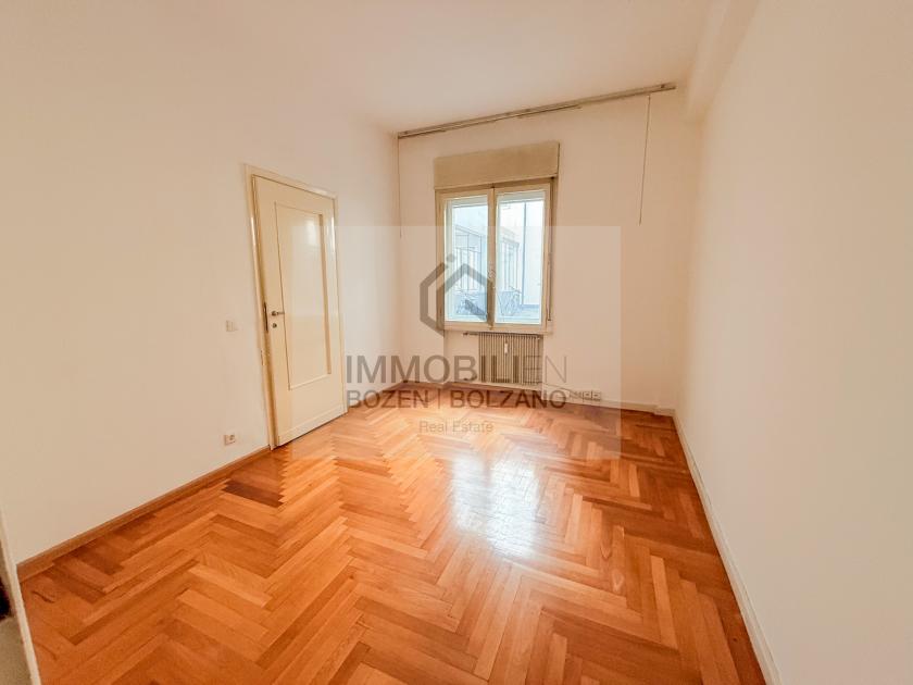 Gewerbe mieten Bozen max c1eqhs6vu497