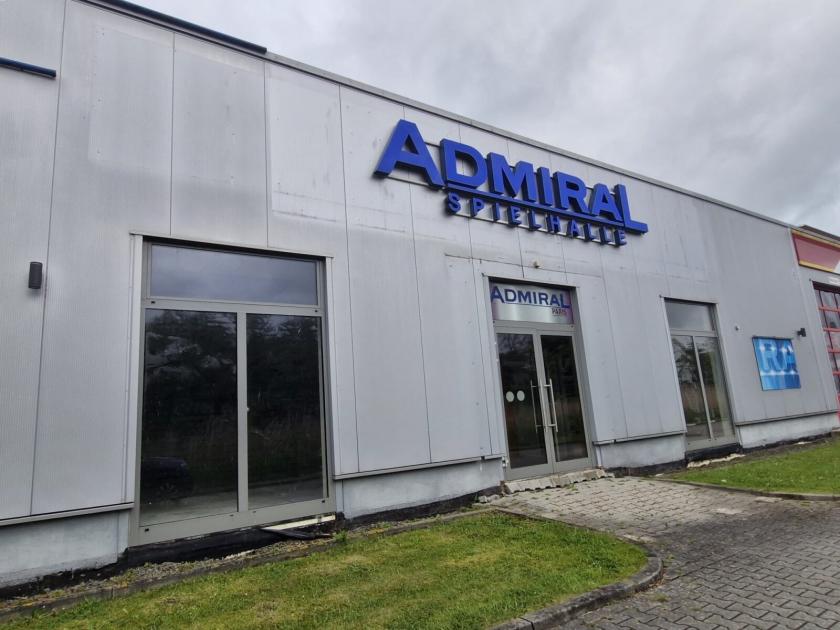 Gewerbe mieten Emden max o6yd9sb2ez35