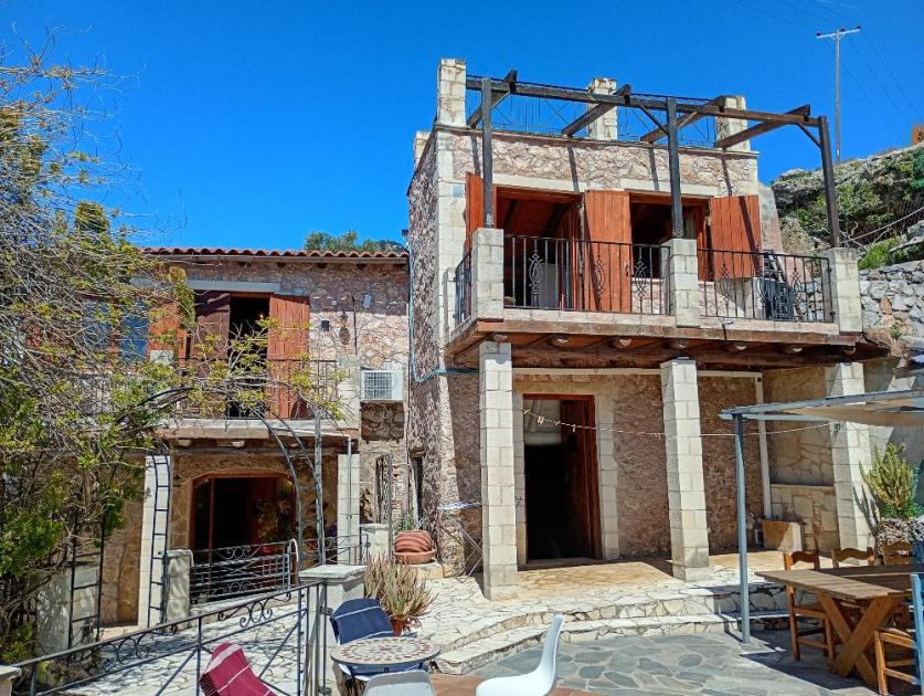 Haus kaufen Komitades max 7nrcunspsmtc